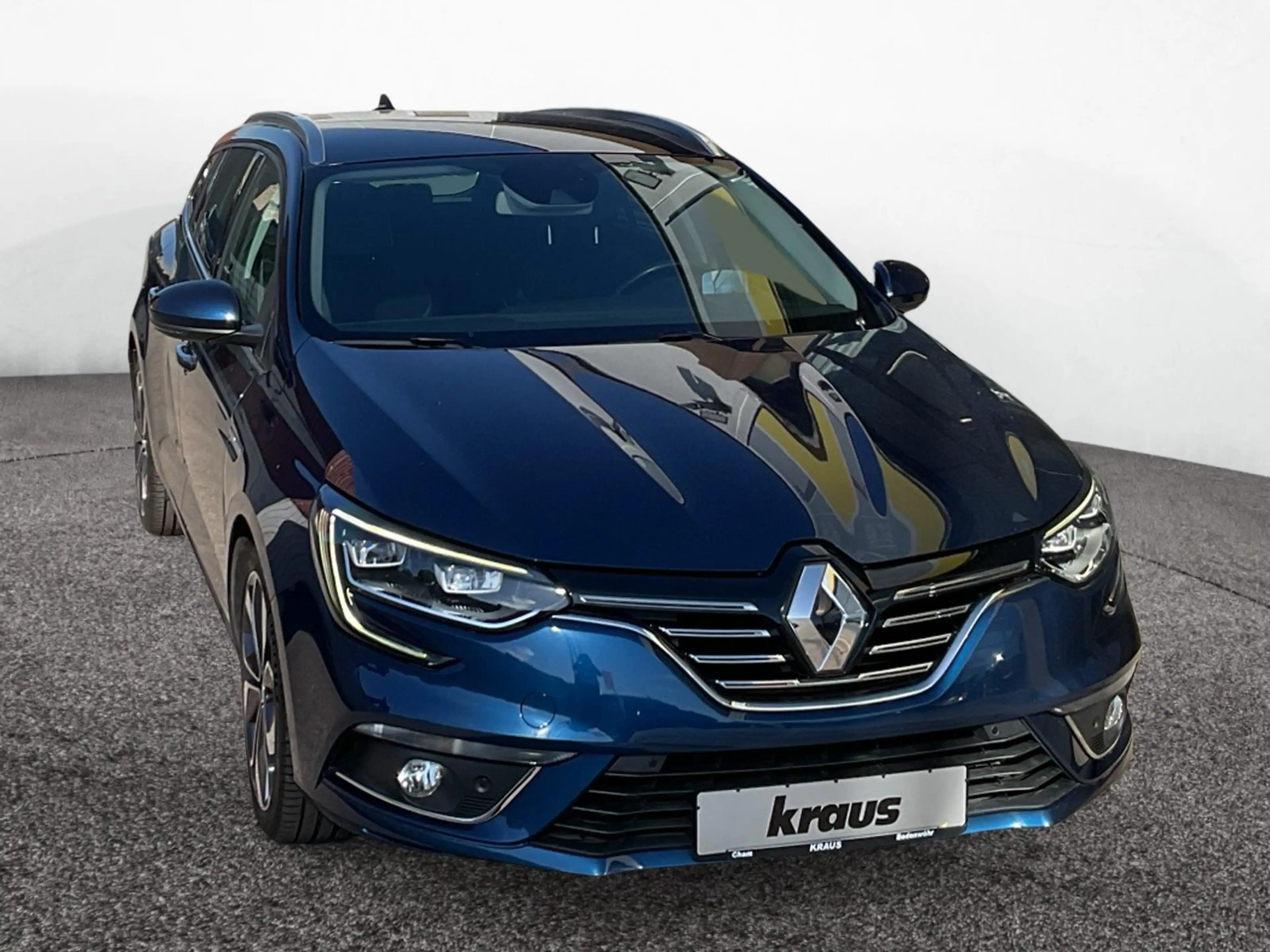 Renault Megane Grandtour 1,3 Tce 160 Bose Edition — photo 3