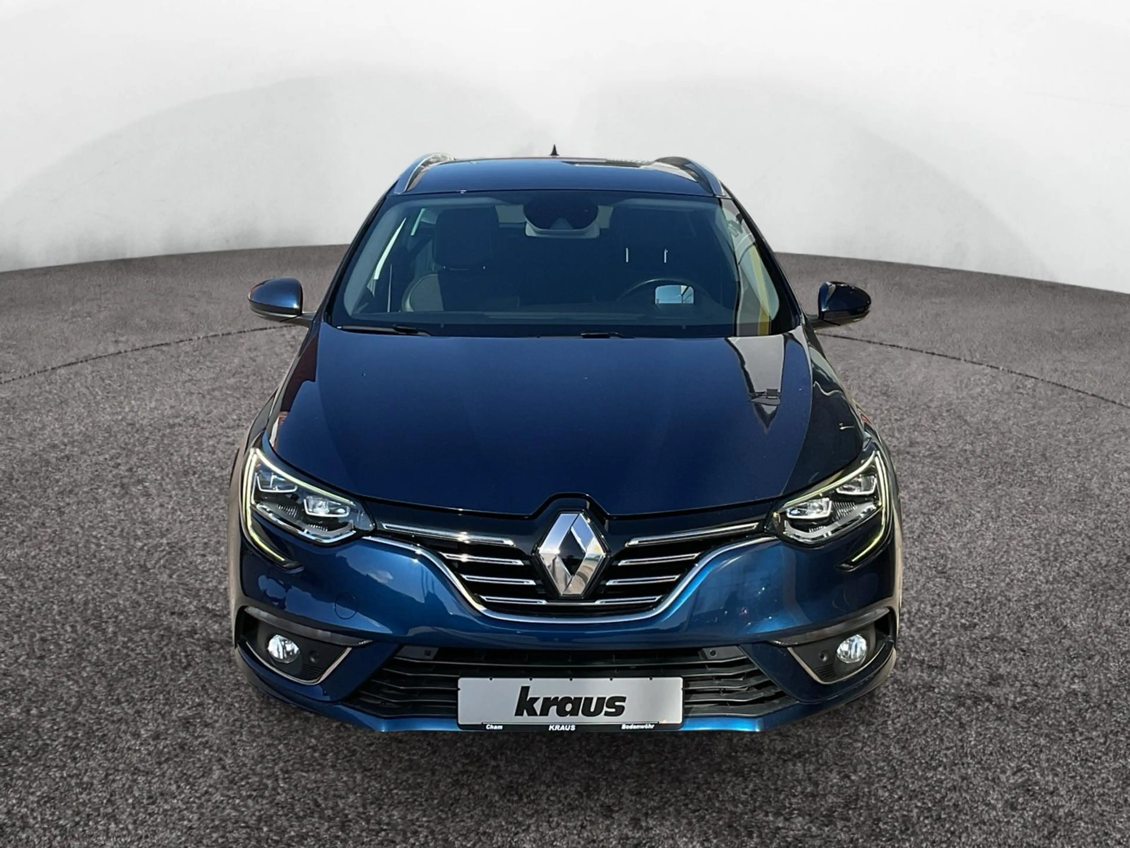 Renault Megane Grandtour 1,3 Tce 160 Bose Edition — photo 4