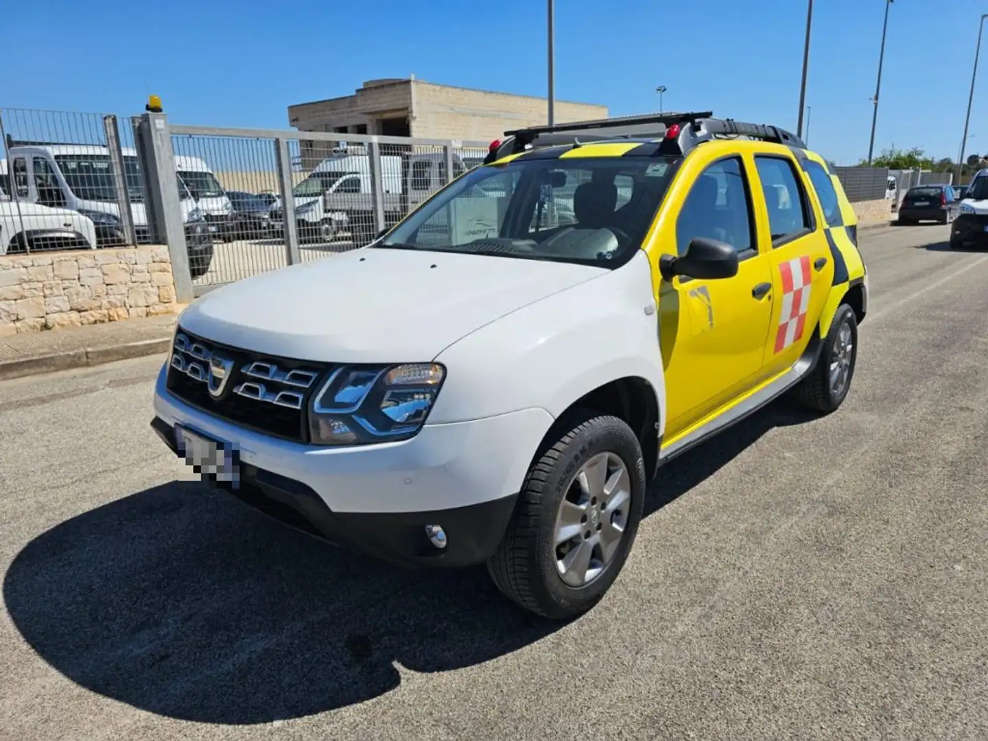 Dacia Duster 1.6 115CV Start&Stop 4x4 Ambiance Blanc - 1