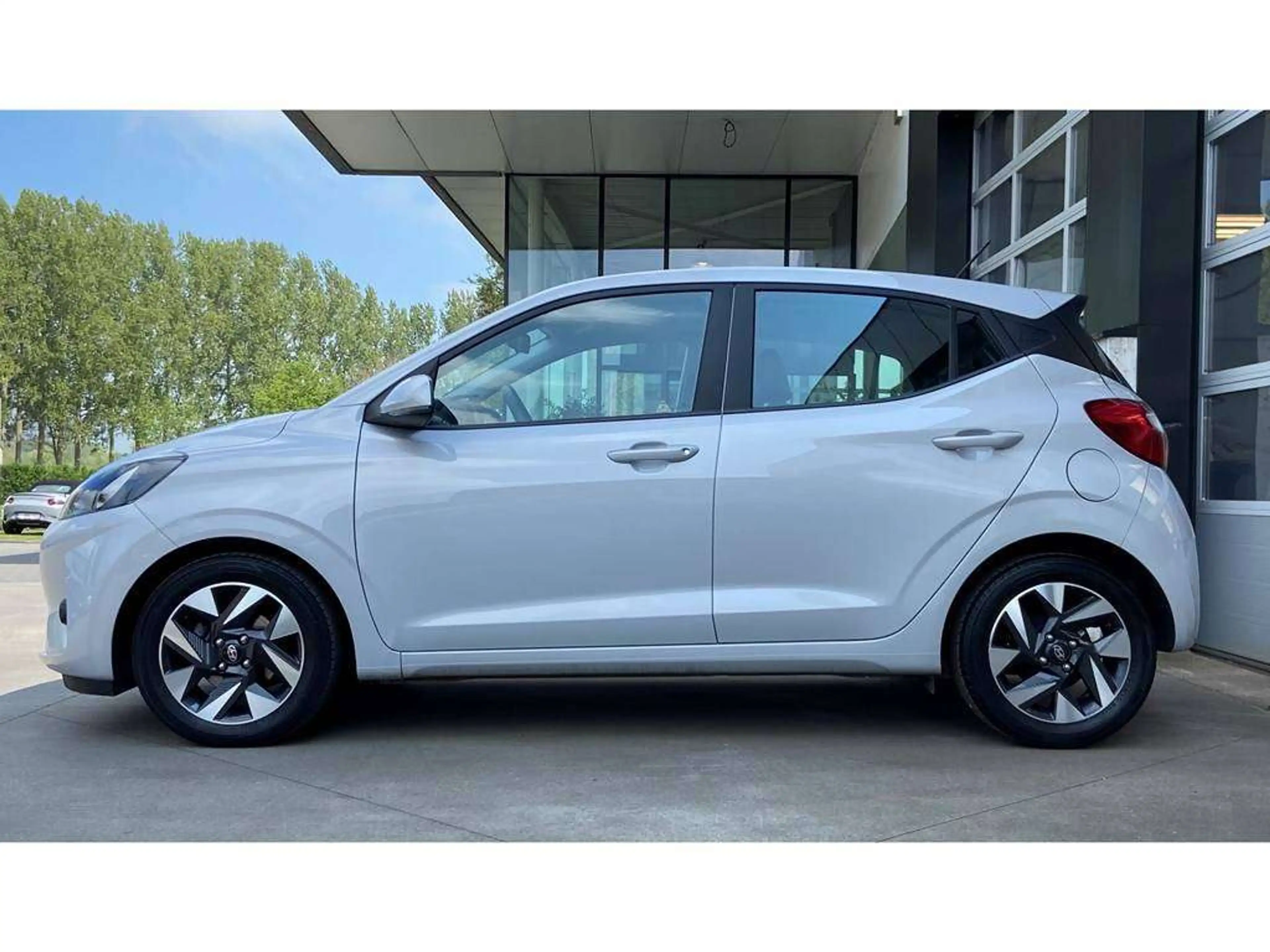 Hyundai i10 First Edition automaat — photo 2
