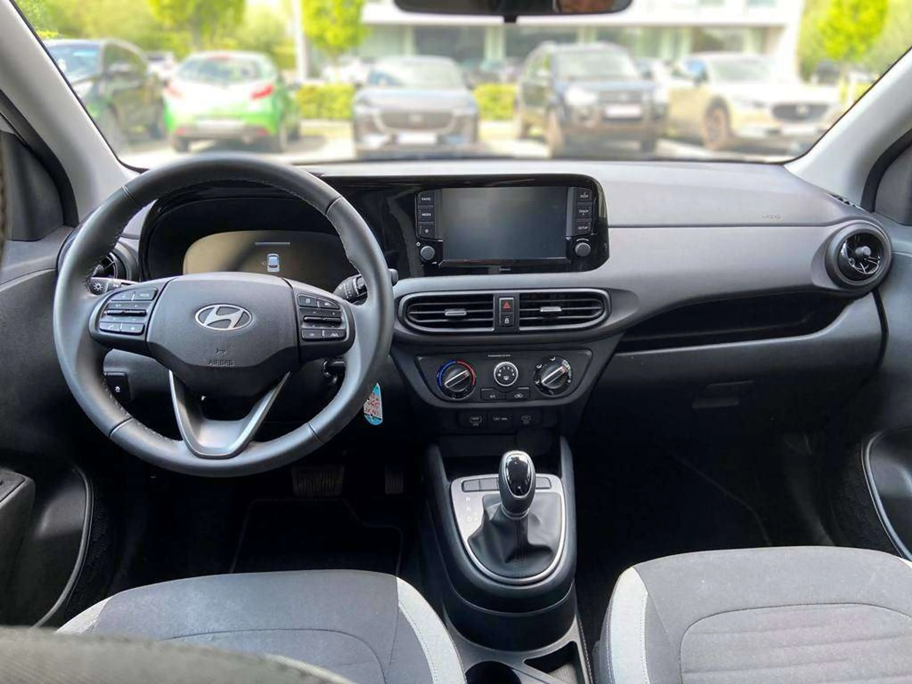 Hyundai i10 First Edition automaat — photo 10
