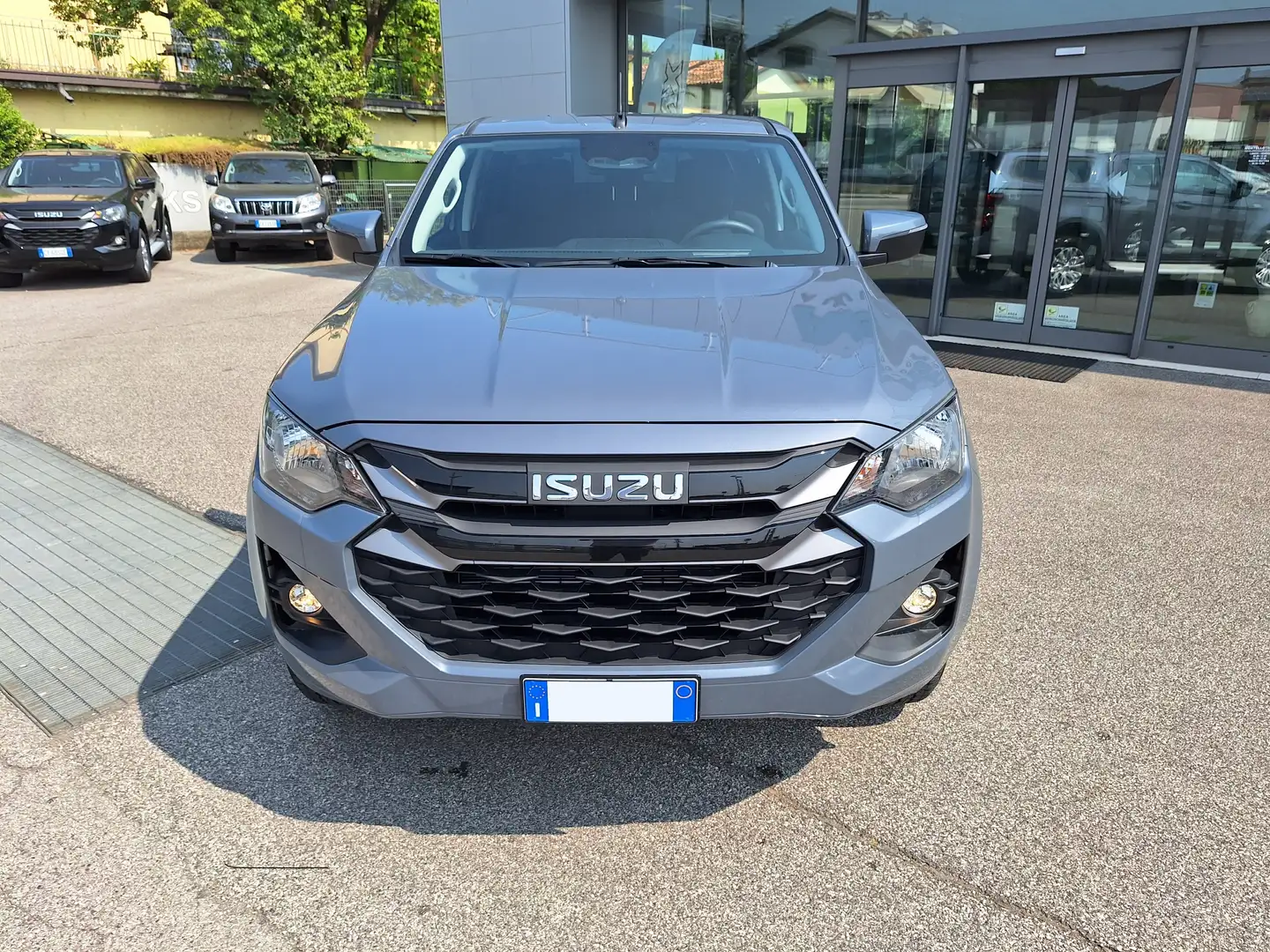 Isuzu D-Max 1.9 Crew 164cv N60BB+ 4x4 A/T Aziendale Hard Top Grigio - 2