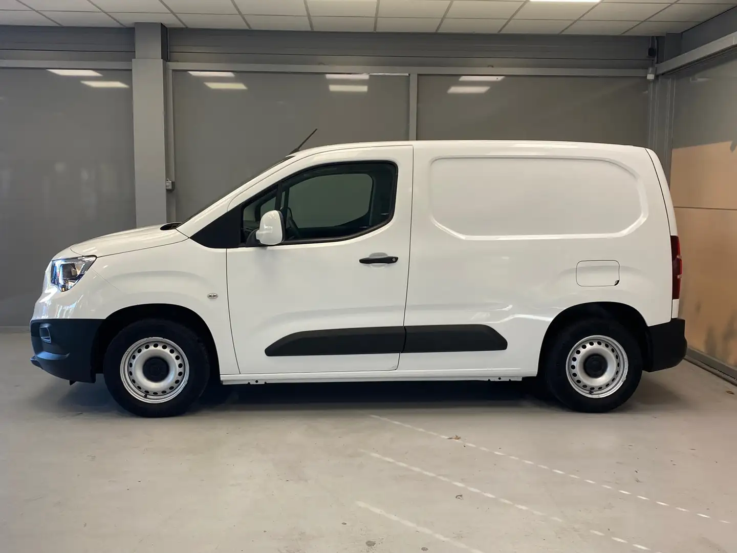 Opel Combo 1.6D L1H1 Edition | NAVI | CRUISE | CAR PLAY | CAM Wit - 2