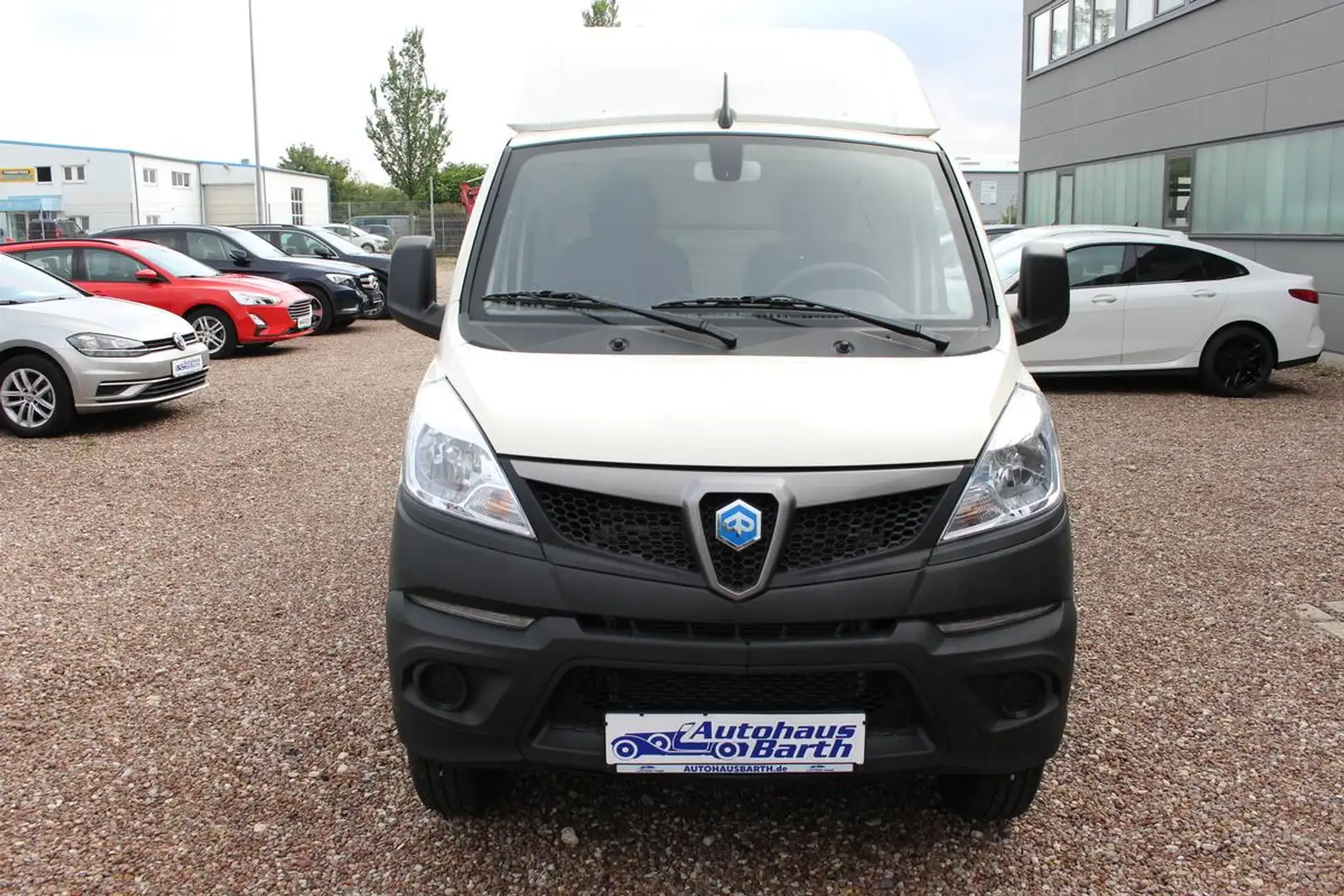 Piaggio Porter Porter VAN-UP Aufbau * LPG * SR * Klimaanla Weiß - 2