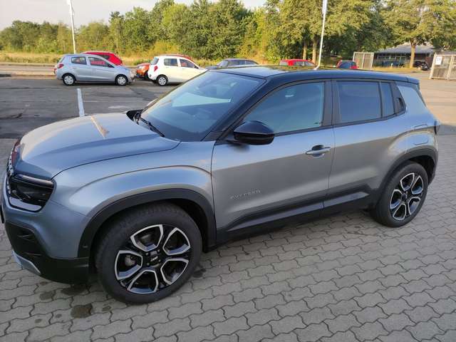 Imagine Jeep Avenger Electric 1st Edition Garantie bis 08/2027