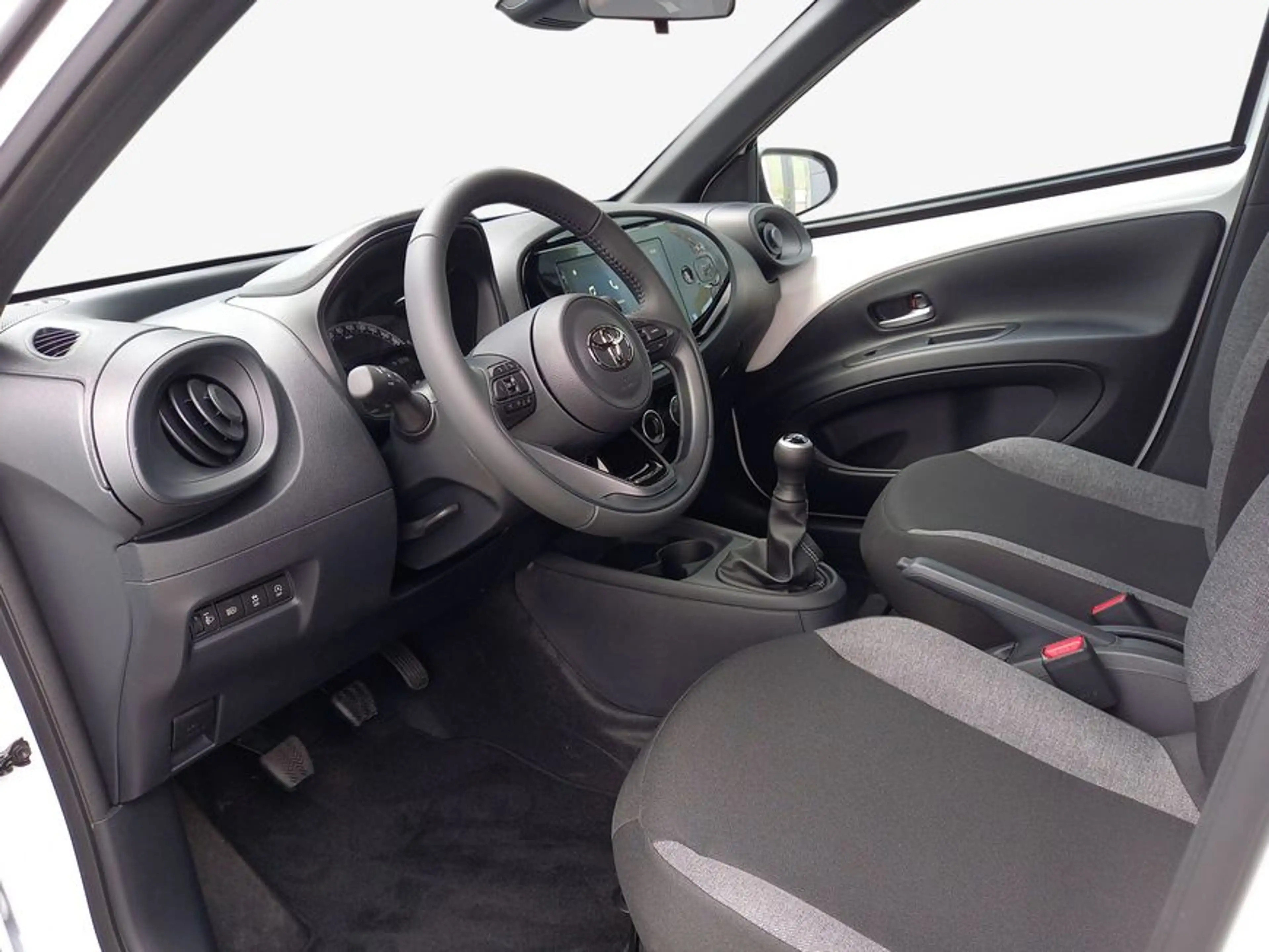 Toyota Aygo X X Business Edition Sitzheizung Kamera Klima — photo 7