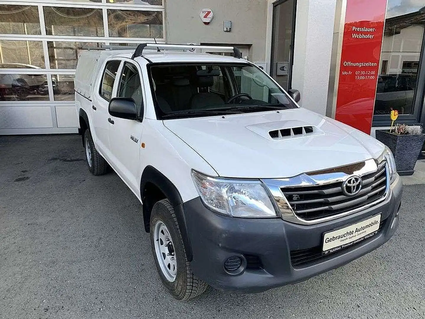Toyota Hilux DK Country 4WD 2,5 D-4D 145 Alb - 1