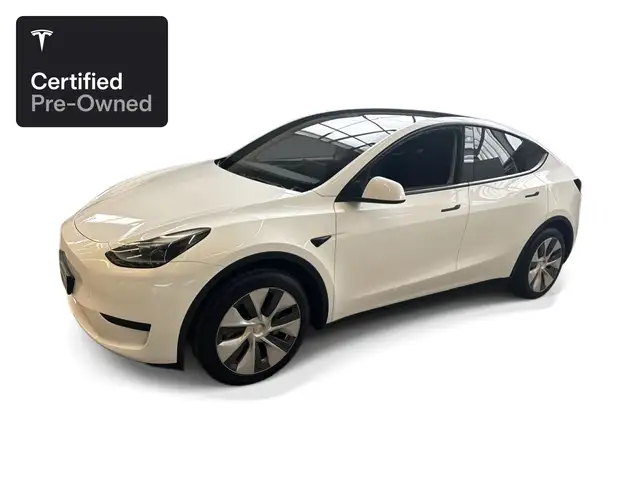 Tesla Model Y Rear-Wheel Drive “Certified Pre-Owned”