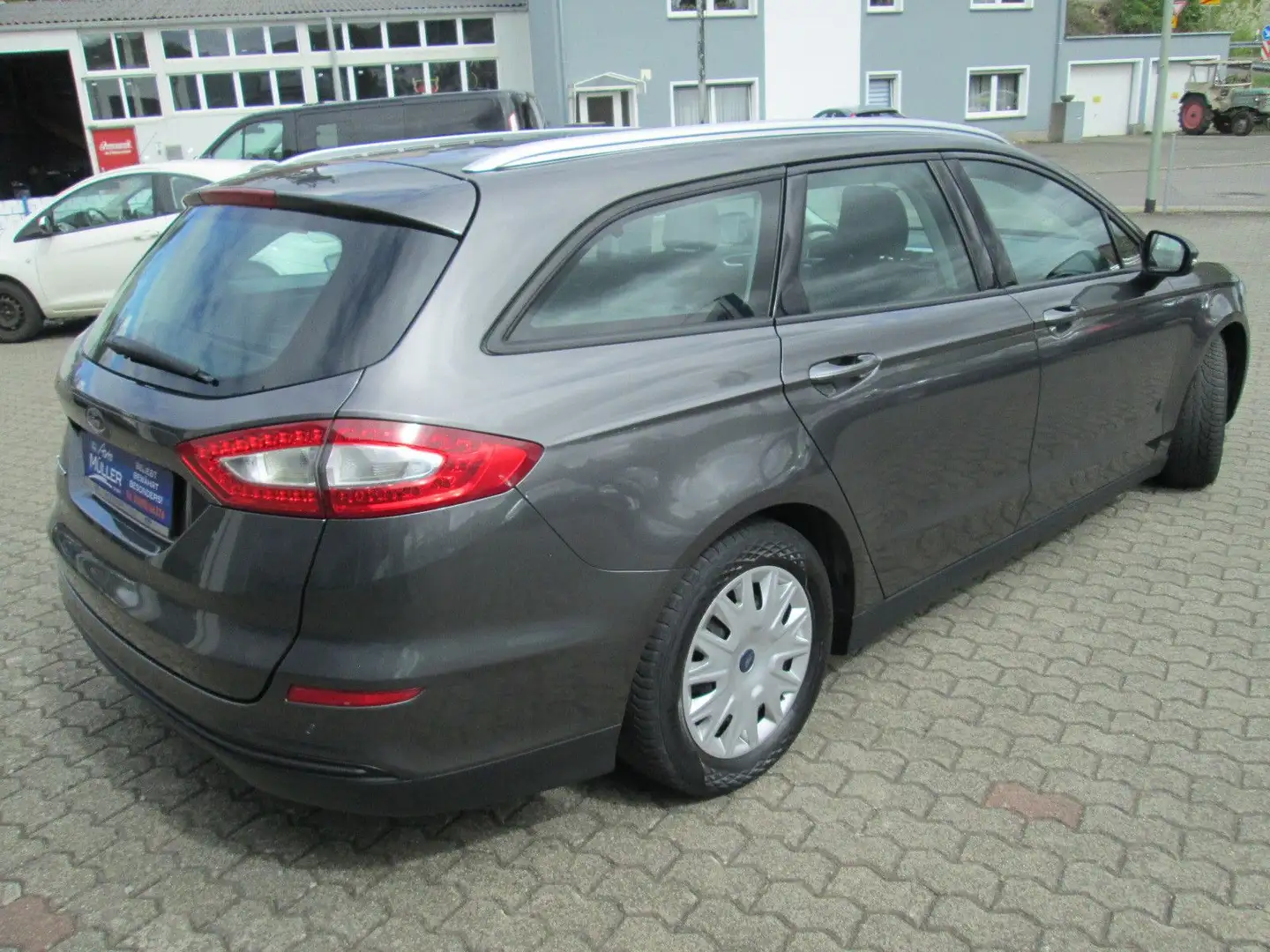 Ford Mondeo Turnier Trend Gris - 2