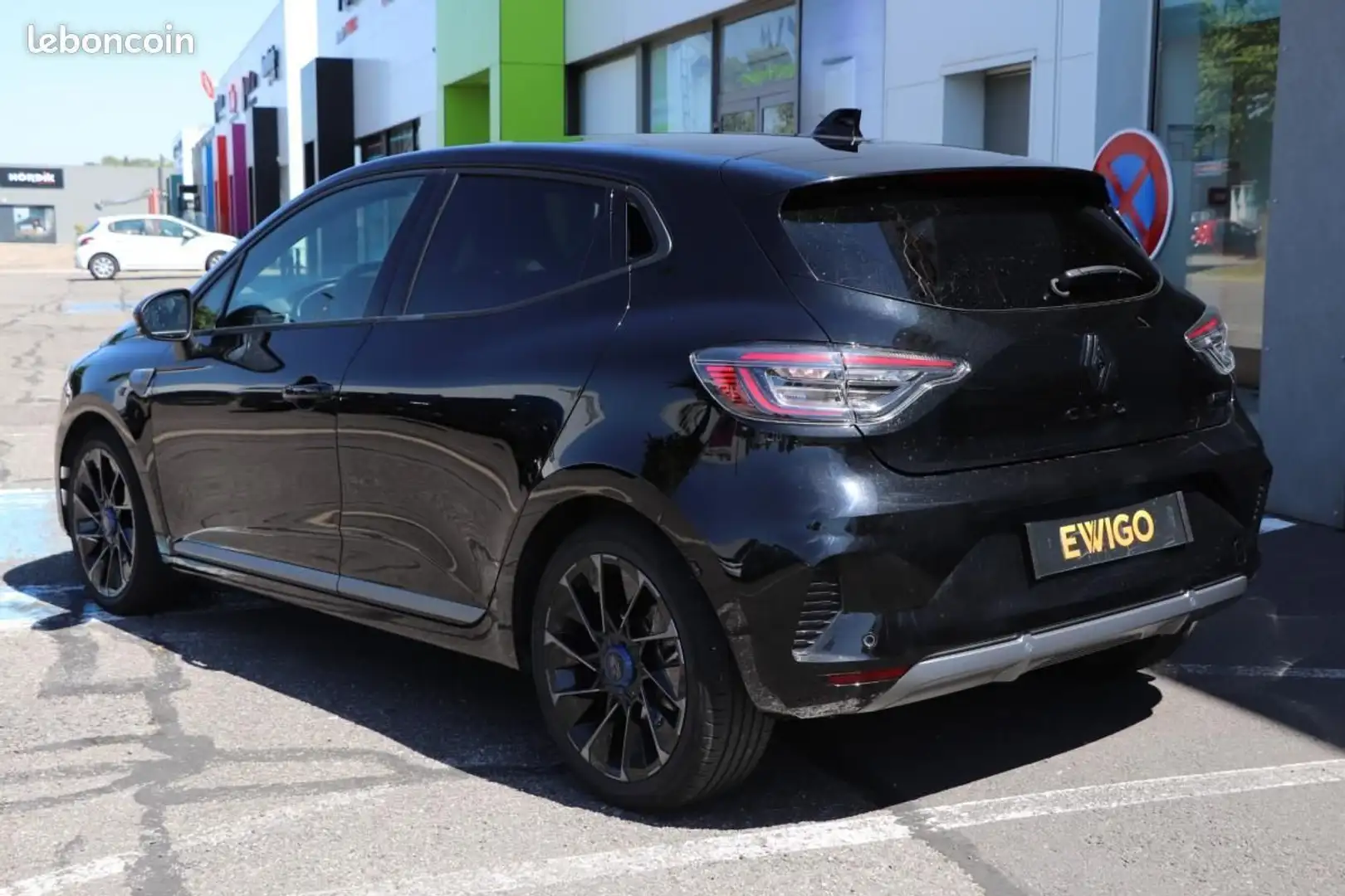 Renault Clio 1.6 E-TECH 145H 95 HYBRID FULL-HYBRID 1.2KWH ESPRI Noir - 2