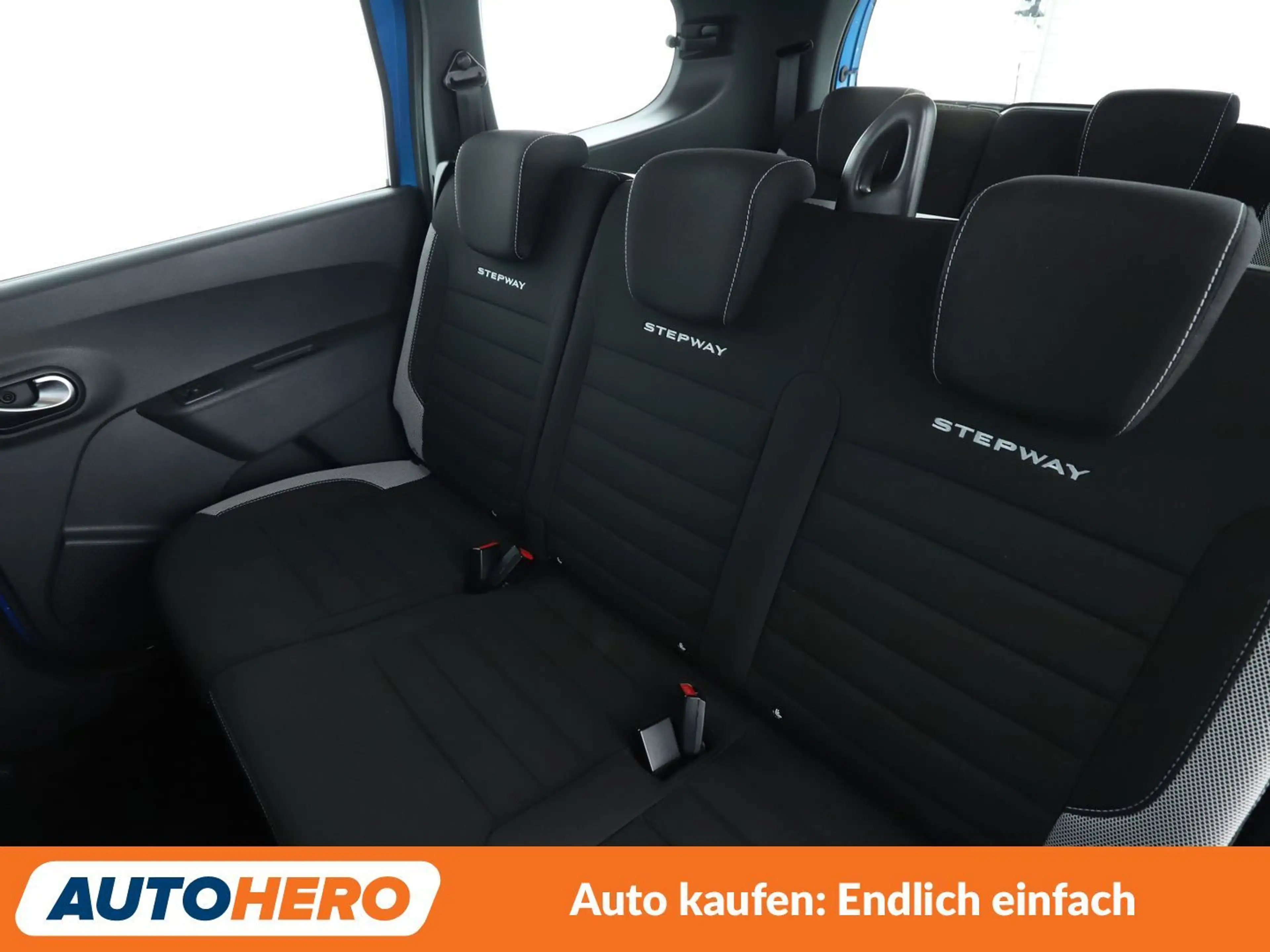 Dacia Lodgy 1.3 TCe Stepway Plus*NAVI*TEMPO*CAM*PDC*SHZ*AHK* — photo 14