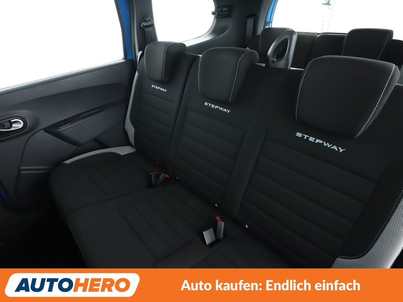 Dacia Lodgy 1.3 TCe Stepway Plus*NAVI*TEMPO*CAM*PDC*SHZ*AHK* — photo 14