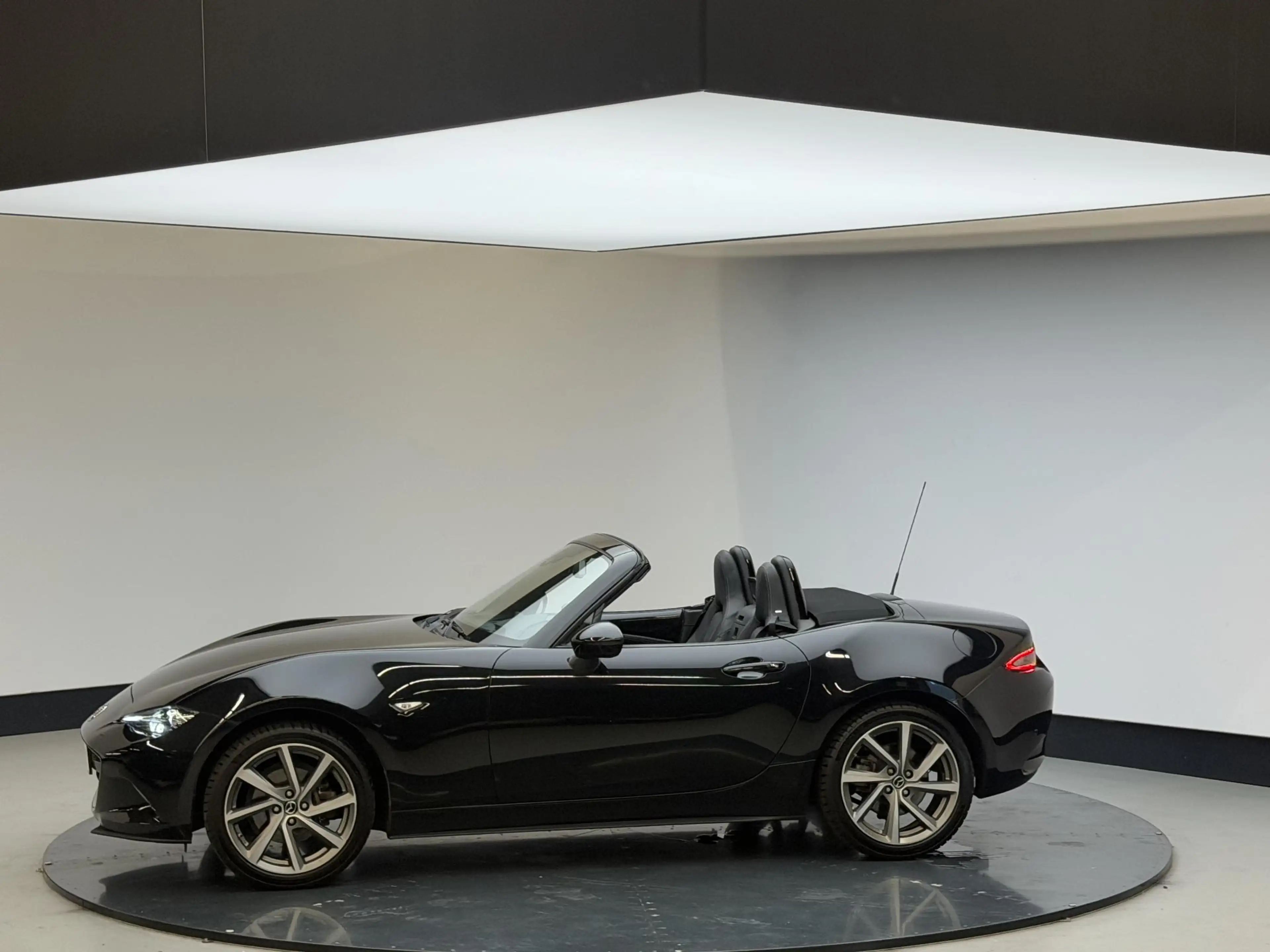 Mazda MX-5 2.0 SkyActiv-G 184 Luxury | Leer | Stoelverw | dea — photo 11