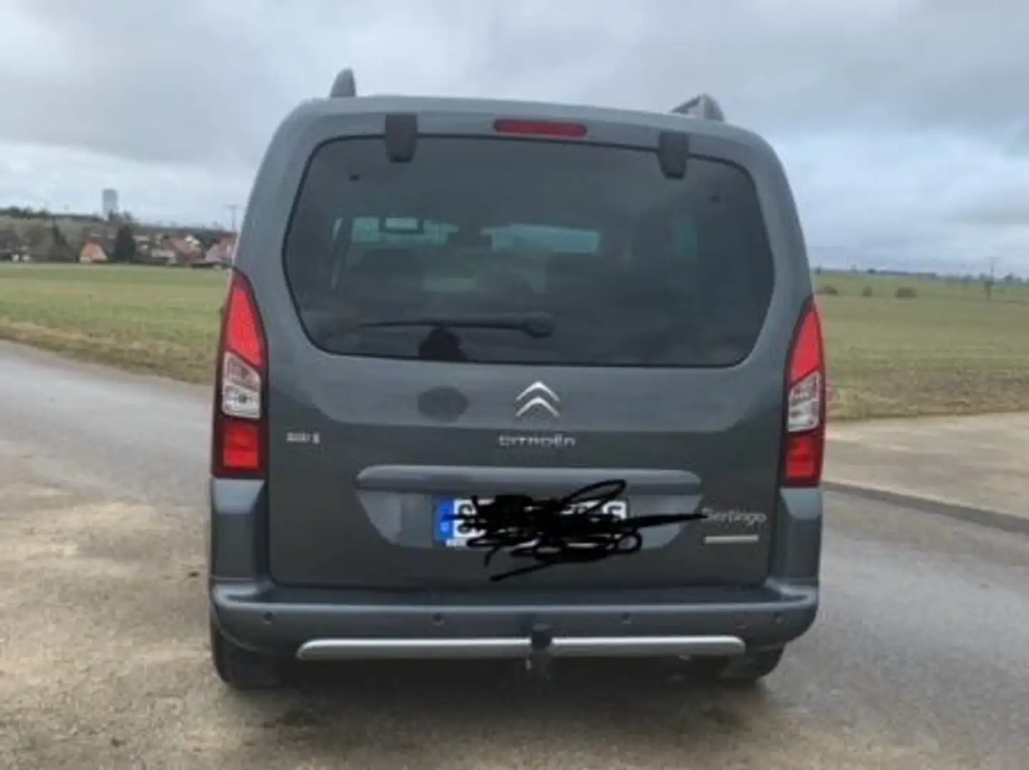 Citroen Berlingo Berlingo Pkw Multispace HDi 115 FAP Selection Gris - 1