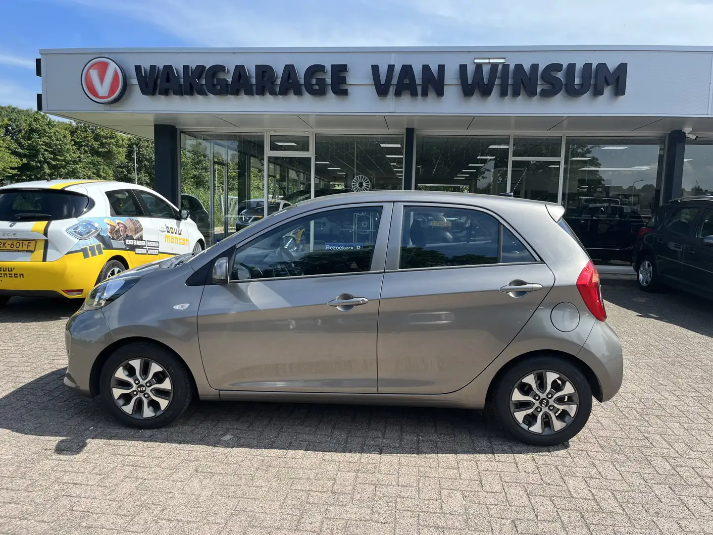 Kia Picanto 1.0 CVVT EconomyPlusLine Gris - 2