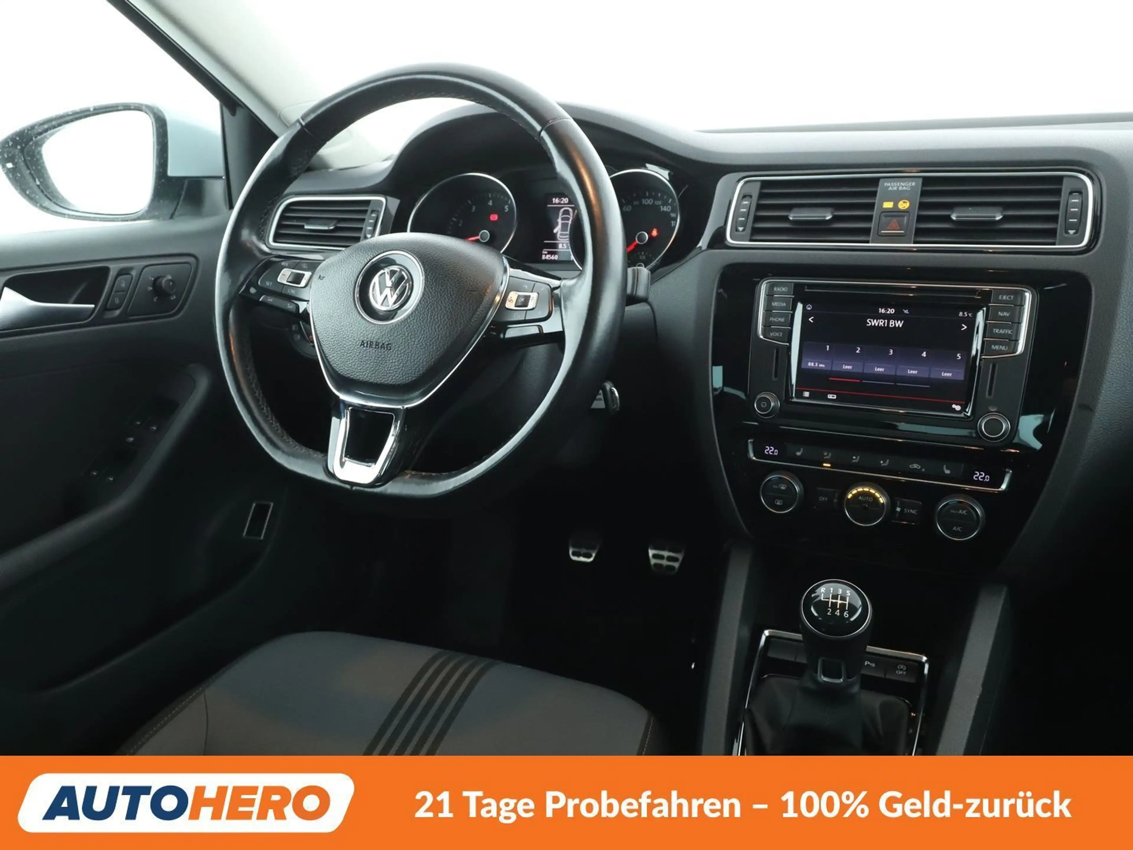 Volkswagen Jetta 1.2 TSI Basis BlueMotion*NAV*TEMPO*PDC*SHZ*BT — photo 13