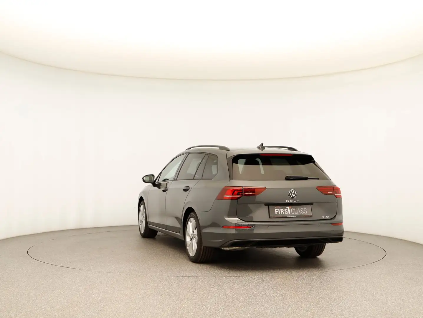Volkswagen Golf Variant Business mHeV TSI DSG Grau - 2