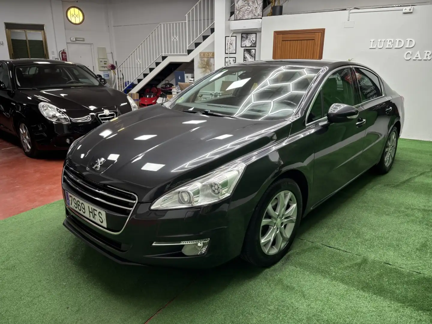 Peugeot 508 2.0HDI Allure 160 Gris - 2