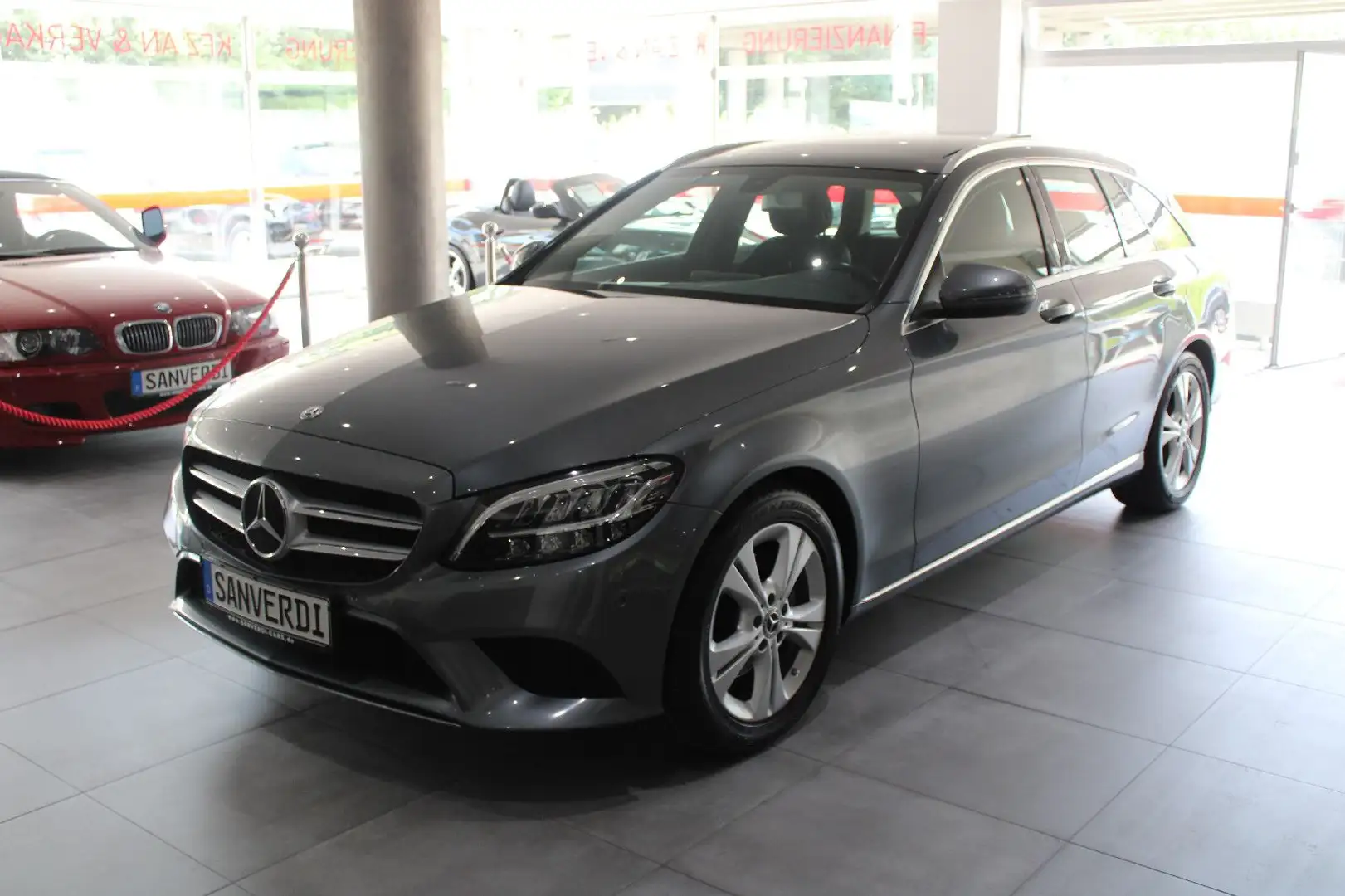 Mercedes-Benz C 220 d T AVANTGARDE SPORTPAKET PANORAMA LED ACC Grijs - 1