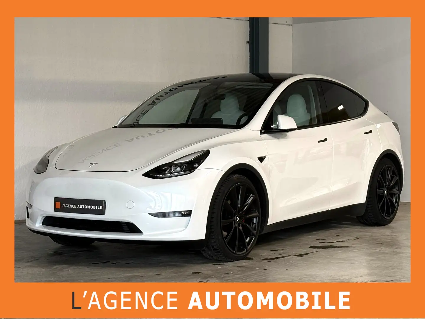 Tesla Model Y Dual Motor Performance GARANTIE CONSTRUCTEUR Schwarz - 1