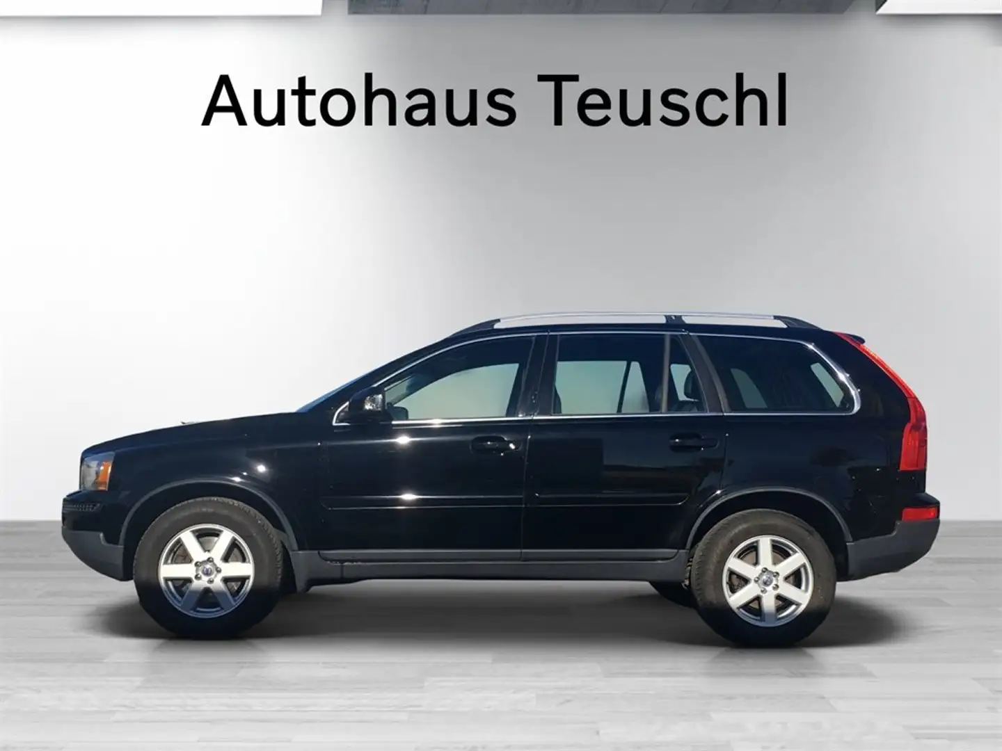 Volvo XC90 D5 AWD Momentum Noir - 2