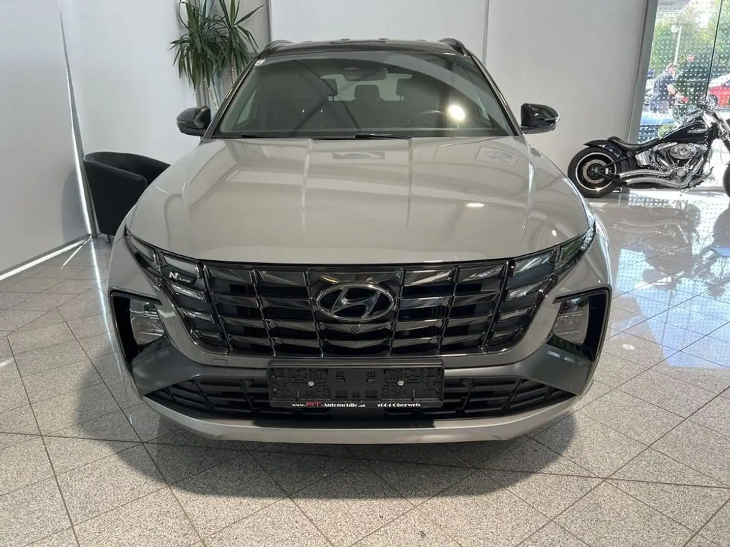 Hyundai TUCSON N-Line Mild-Hybrid 4WD Grau - 2