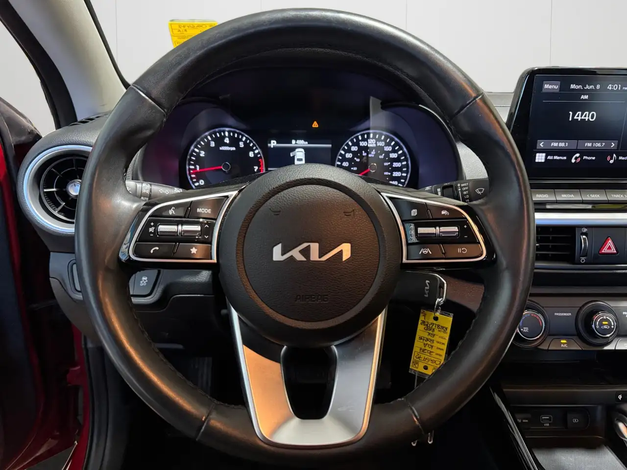 Kia Forte снимка Kia Forte