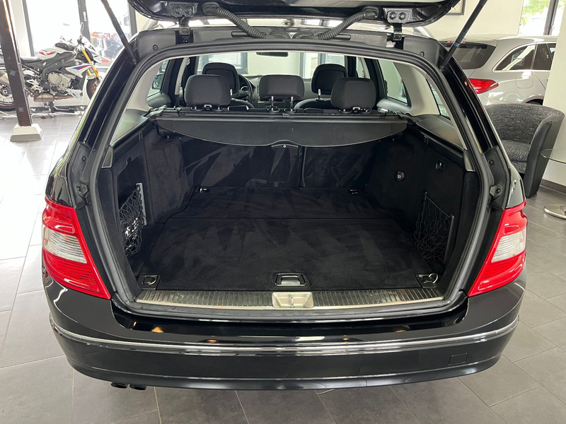 Mercedes-Benz C 180 K T-Modell Elegance/Sitzheizung/Scheckheft — photo 14