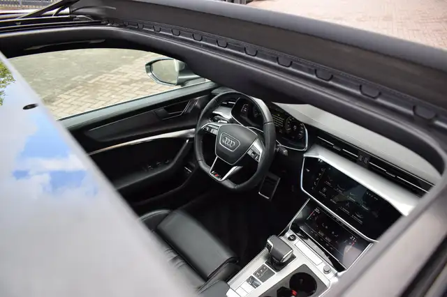 Audi A6 view 22