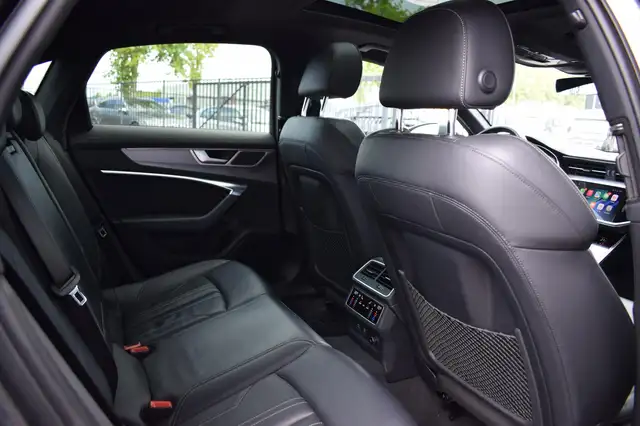 Audi A6 view 25