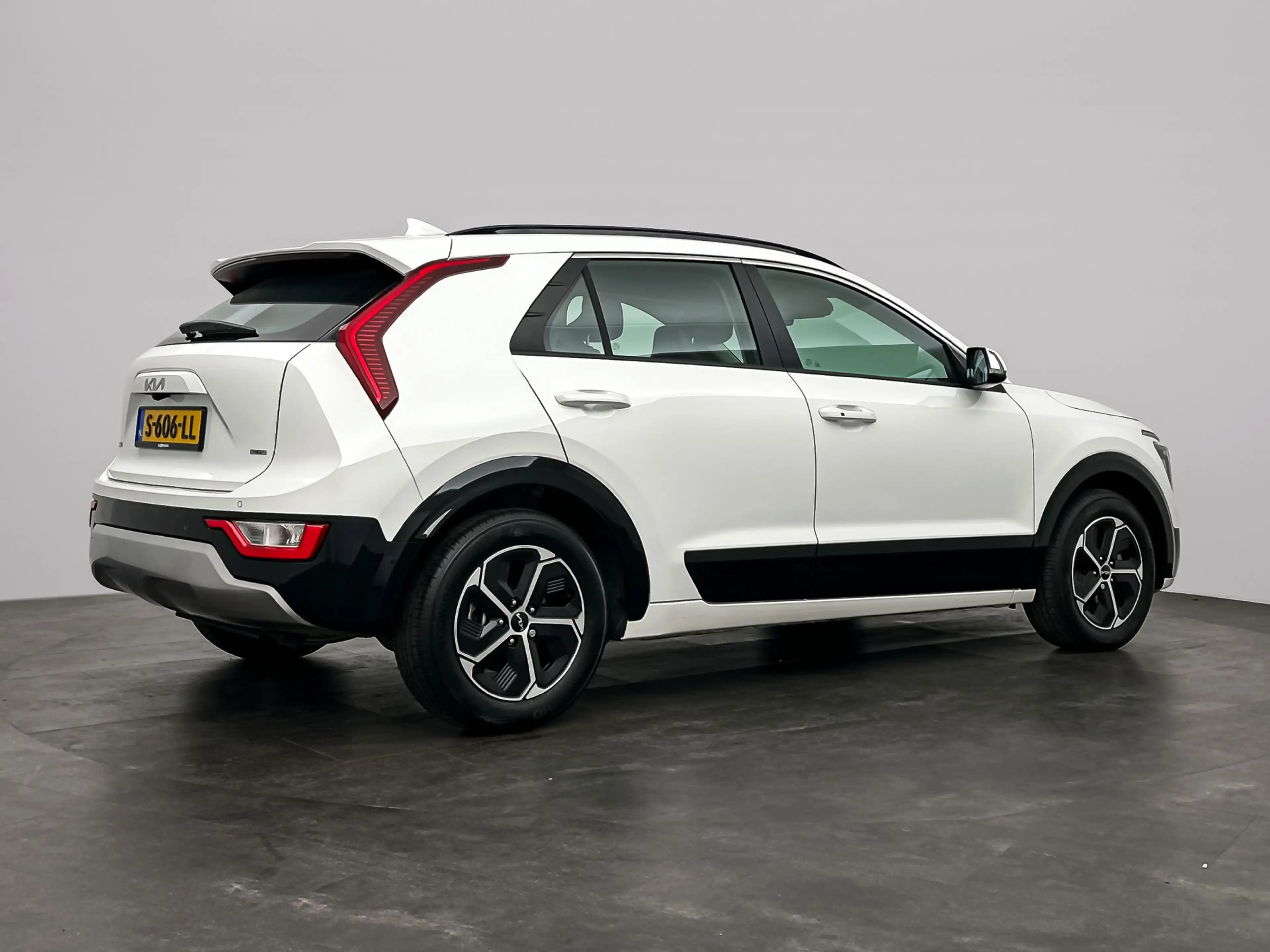 Kia Niro 1.6 GDi Hybrid DynamicLine Navigatie | Climate Con — photo 2