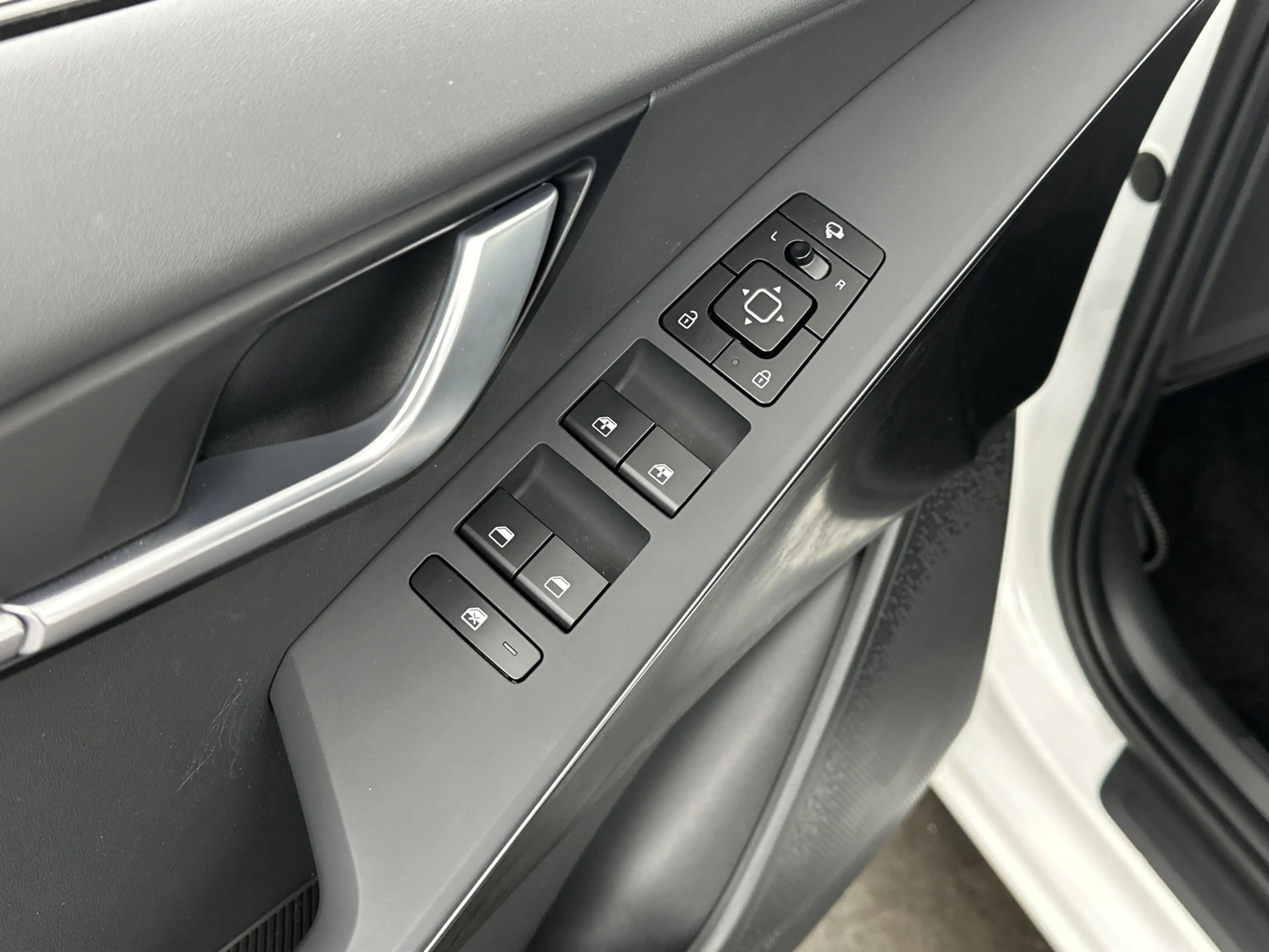 Kia Niro 1.6 GDi Hybrid DynamicLine Navigatie | Climate Con — photo 11