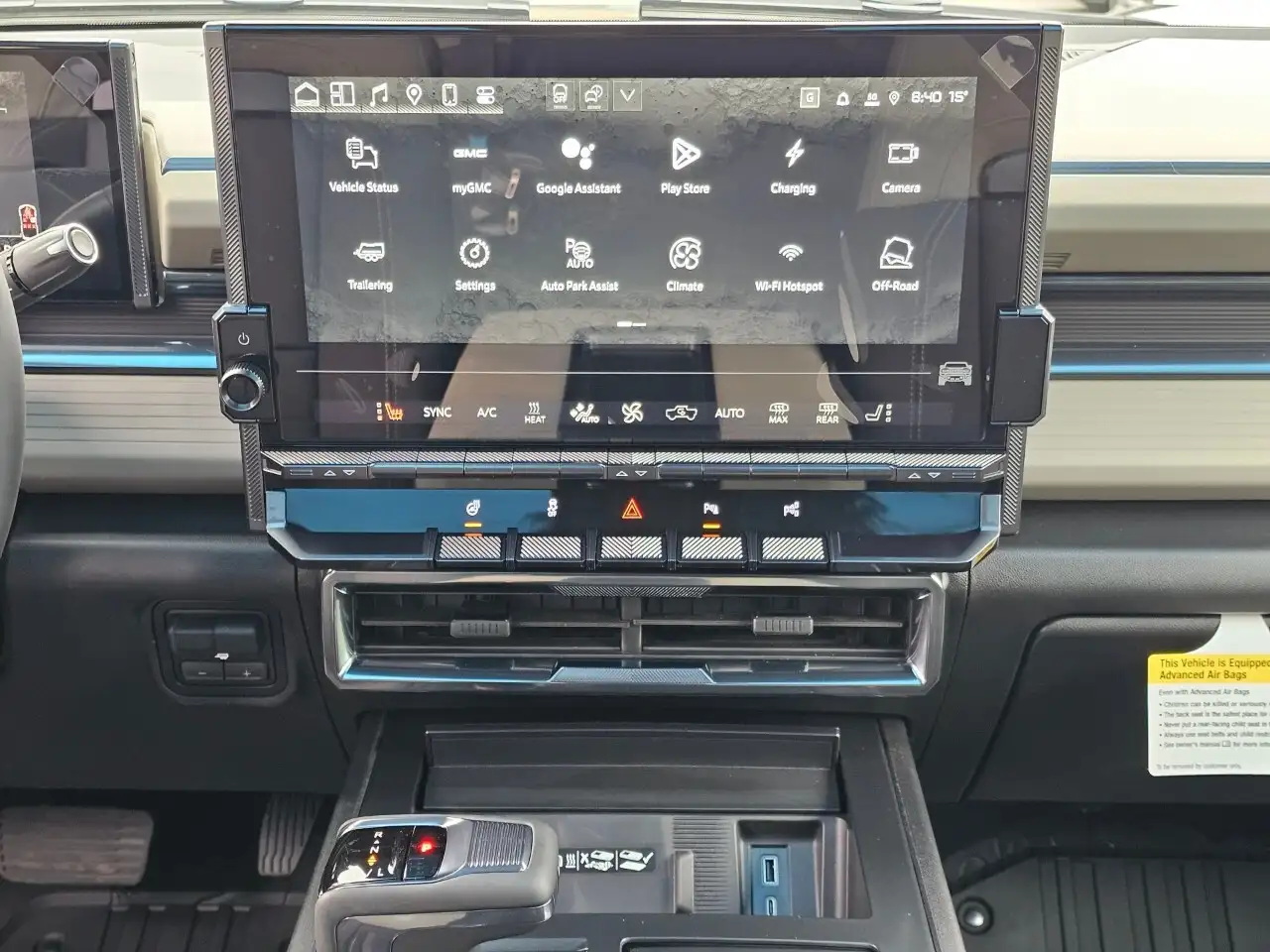 GMC HUMMER EV SUV снимка GMC HUMMER EV SUV