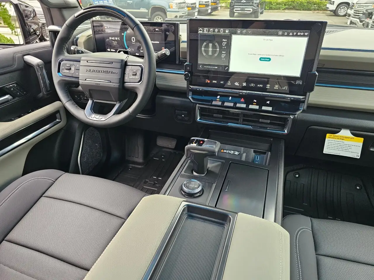 GMC HUMMER EV SUV снимка GMC HUMMER EV SUV