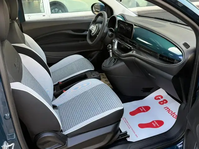 Fiat 500 view 13