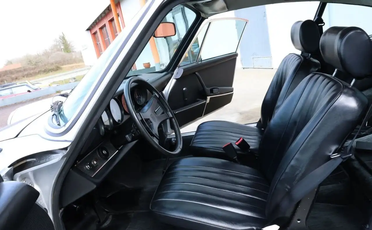 Porsche 911 2.2 T Restaurée, foto 4