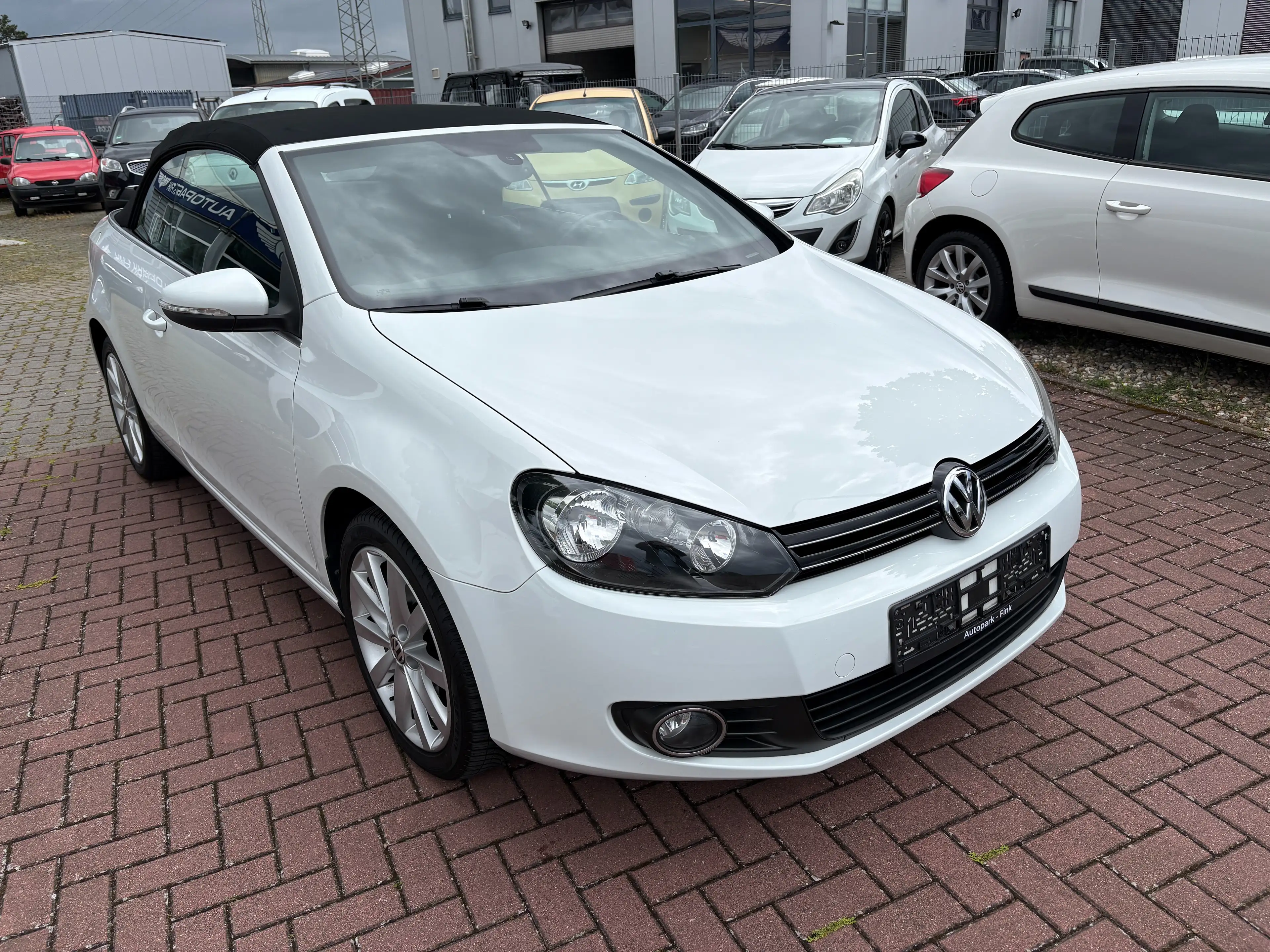 Volkswagen Golf Cabriolet Basis aus 2.Hand +Scheckheft gepf. — photo 2