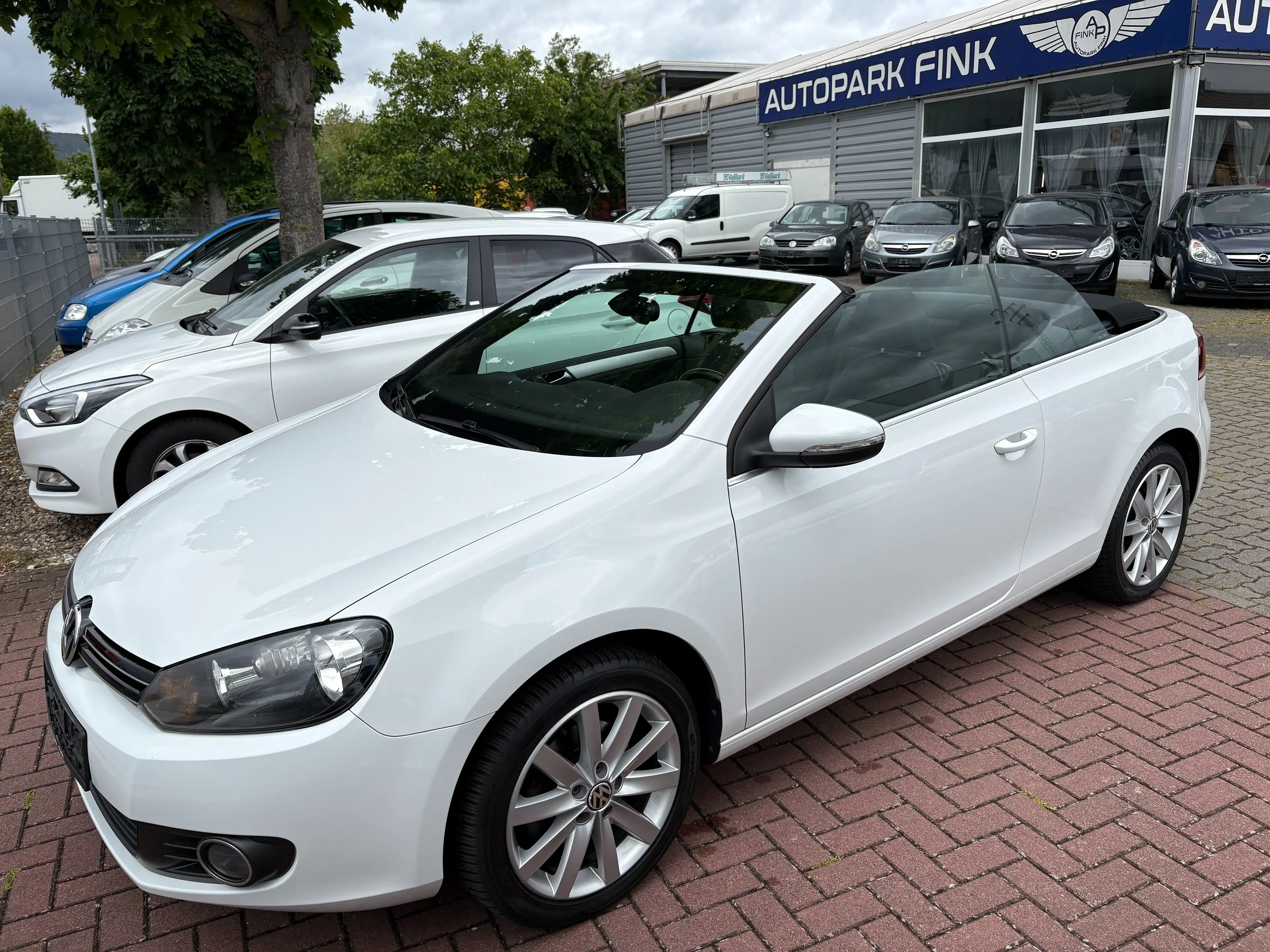 Volkswagen Golf Cabriolet Basis aus 2.Hand +Scheckheft gepf. — photo 6