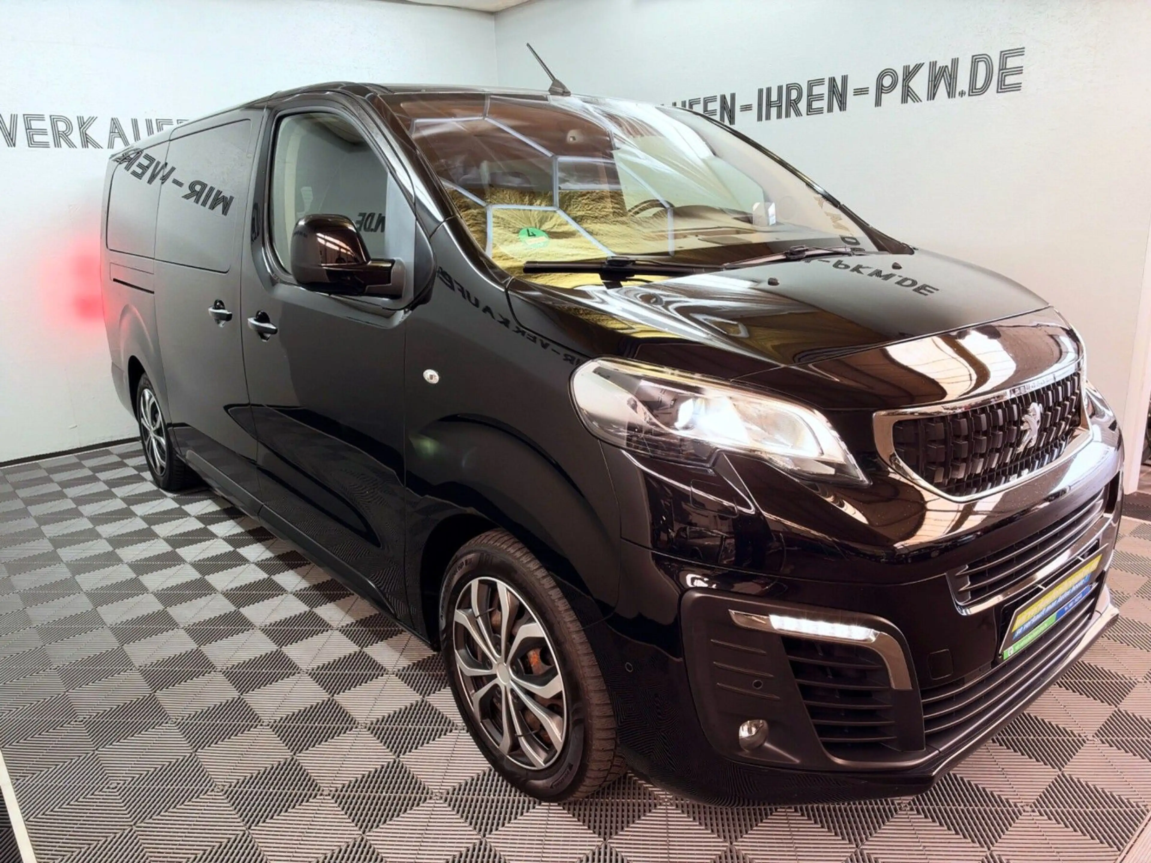 Peugeot Expert Traveller Allure L3 110 kW Blue-HDI FAP 7 Sitzer — photo 5