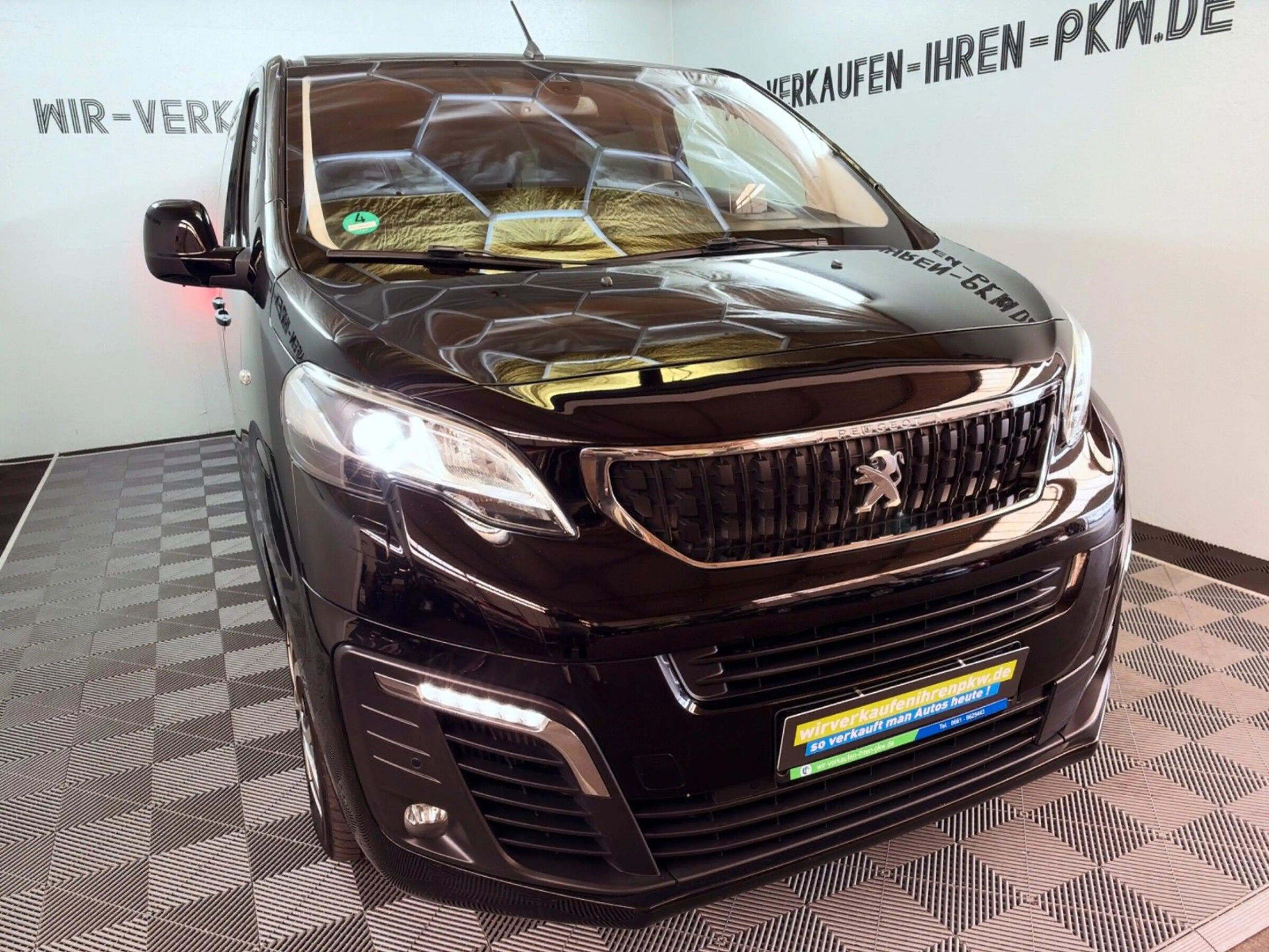 Peugeot Expert Traveller Allure L3 110 kW Blue-HDI FAP 7 Sitzer — photo 6