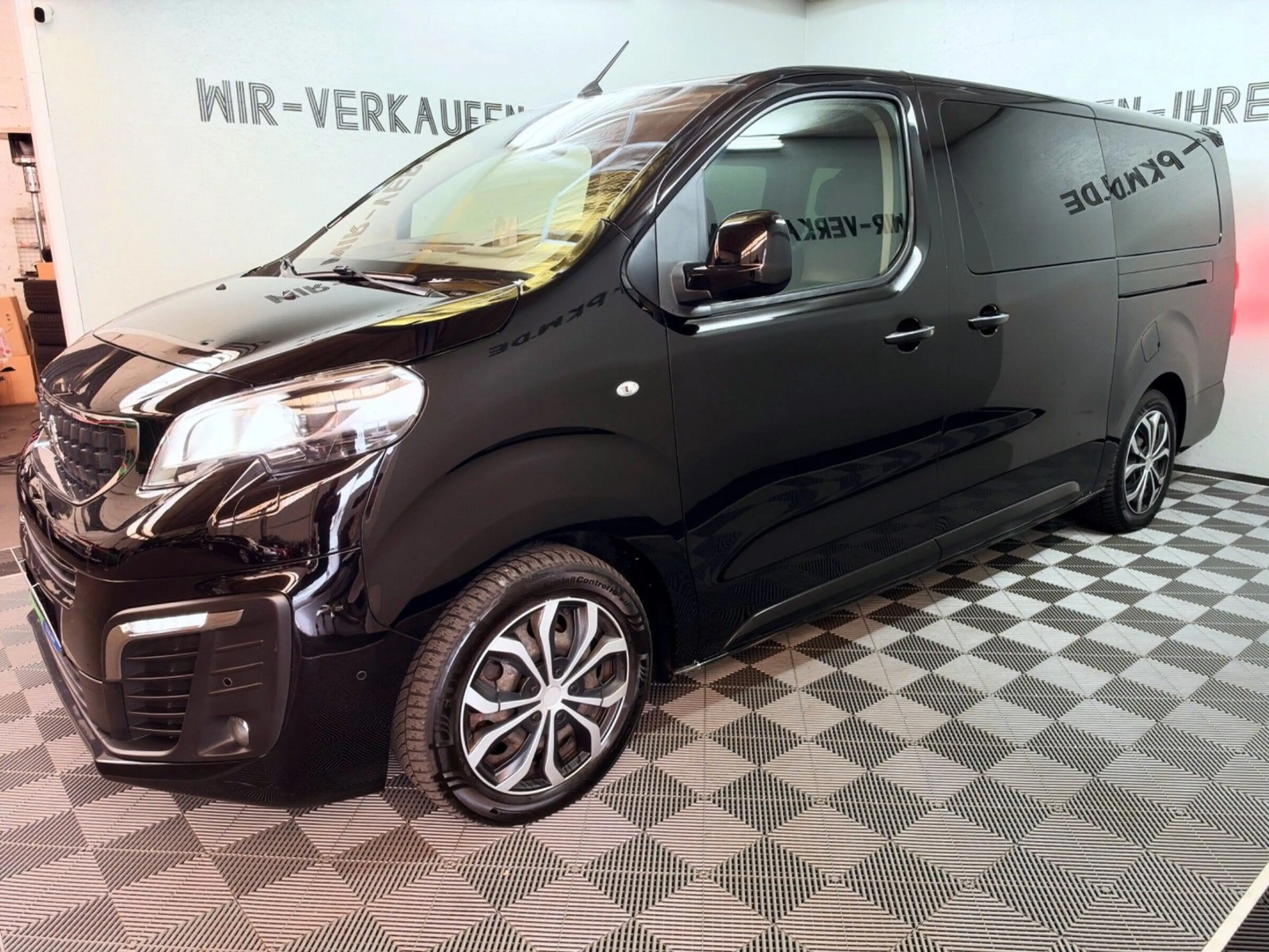 Peugeot Expert Traveller Allure L3 110 kW Blue-HDI FAP 7 Sitzer — photo 2