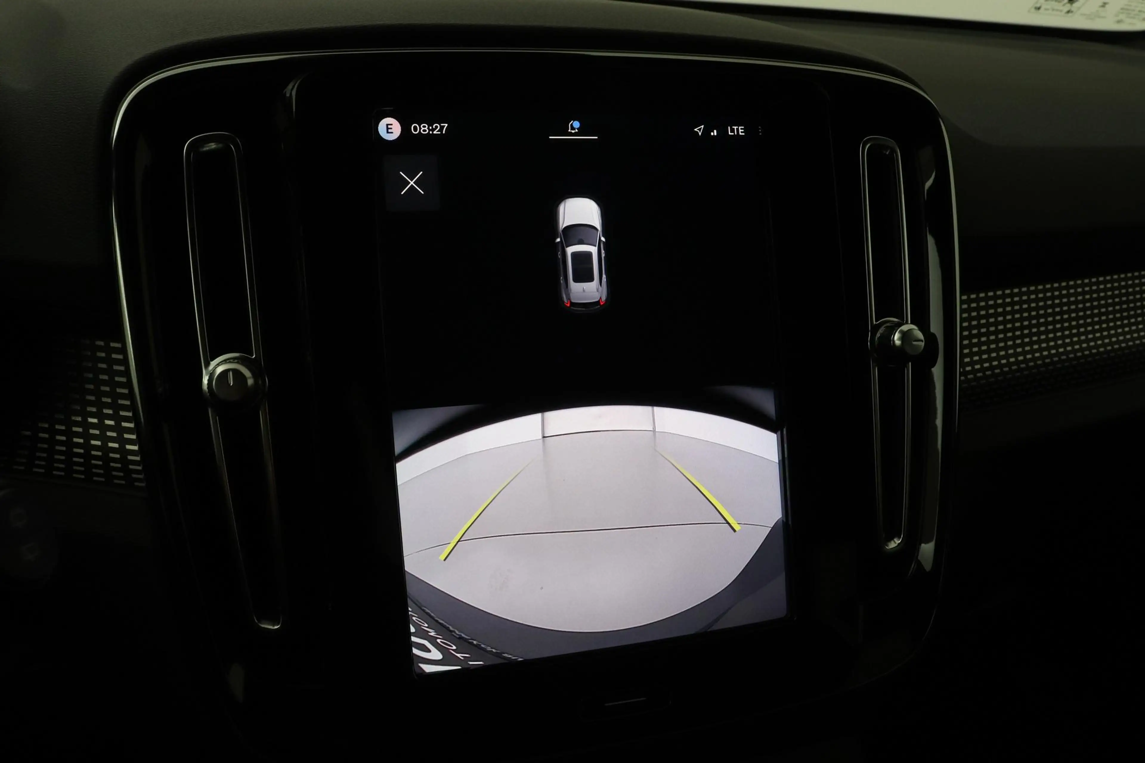 Volvo EX40 Single Motor Extended Range Plus | 82 kWh | Harman — photo 32