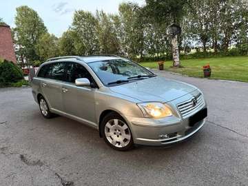Avensis SW 1.8i VVT-i 16v Linea Luna