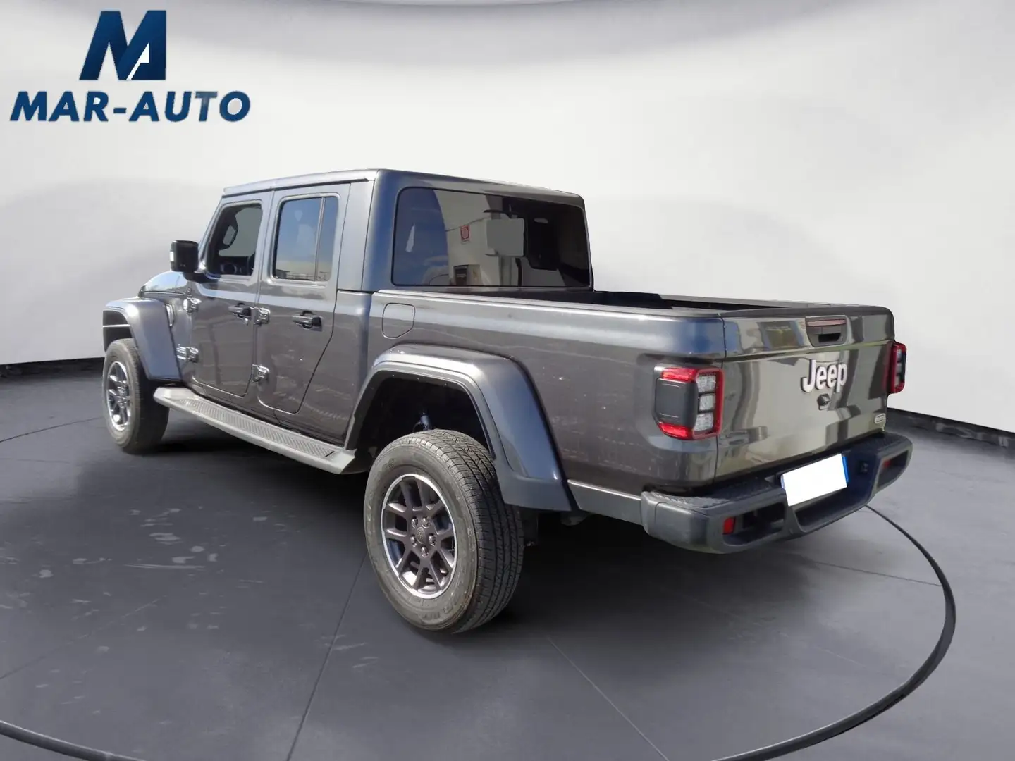 Jeep Gladiator Gladiator 3.0 V6 Overland 4wd auto IVA COMPRESA Grau - 2