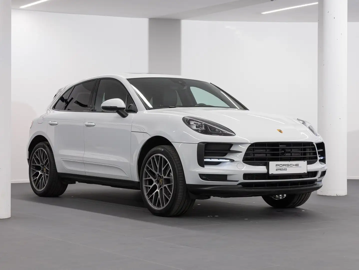 Porsche Macan II Weiß - 2