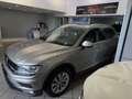 Volkswagen Tiguan 1.6 TDI SCR Style BlueMotion Technology Grijs - thumbnail 4