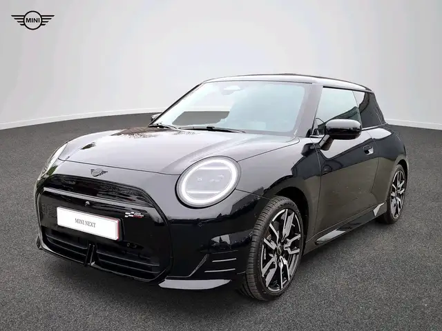 MINI Cooper SE John Cooper Works Trim