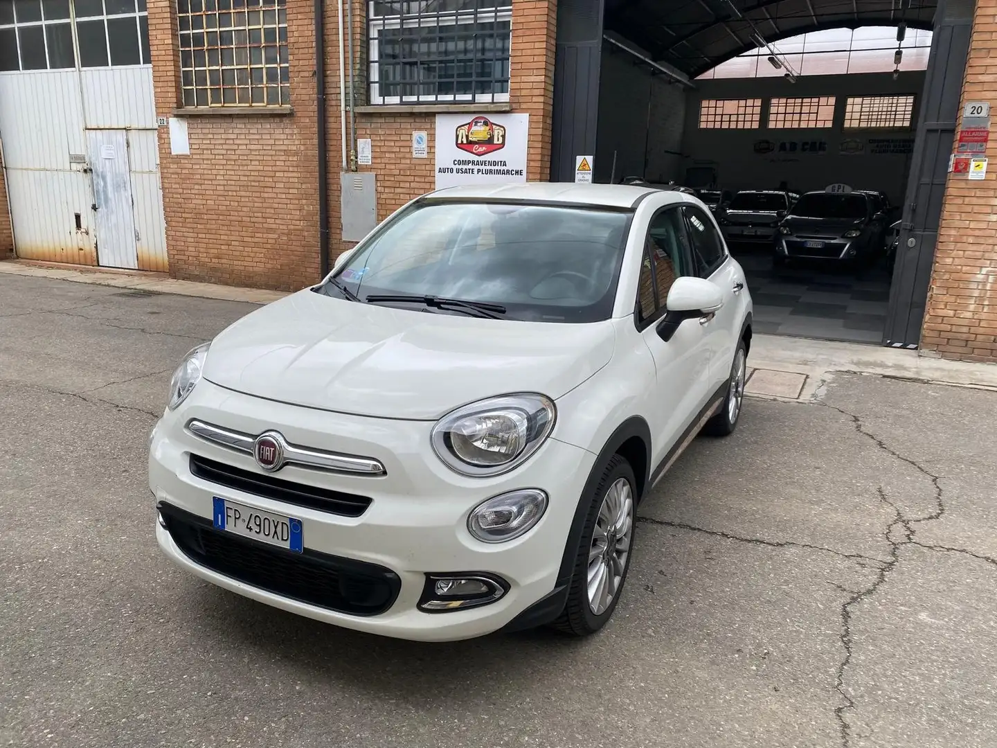 Fiat 500X 1.3 mjt Lounge 4x2 95cv Weiß - 1