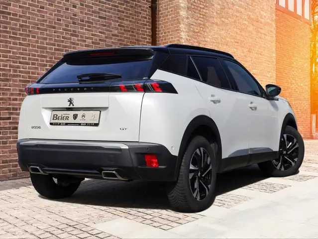 Peugeot 2008 view 4