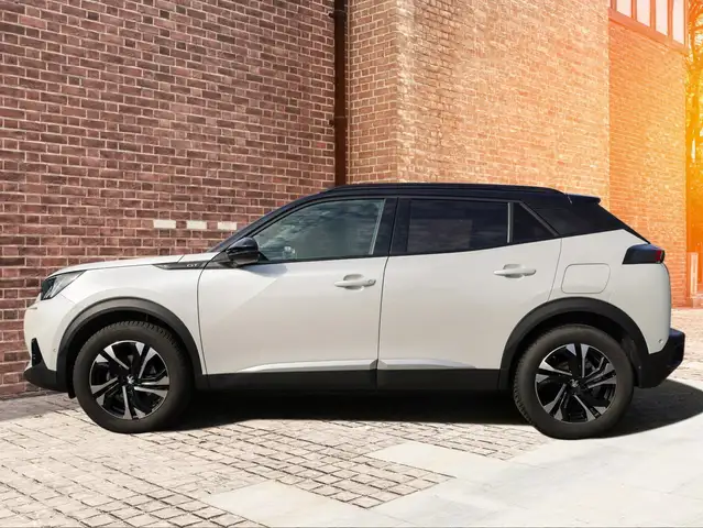 Peugeot 2008 view 3